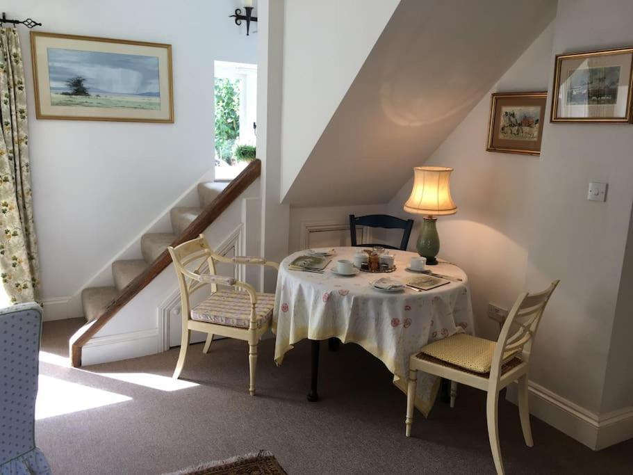 Cottage Barn Conversion On Working Farm Worcester Exteriör bild